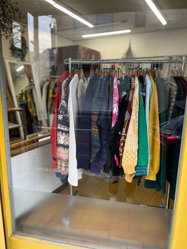 無人古着屋Thing 元住吉店 - Vintage Shop in Kawasaki | Tokyo Chuko