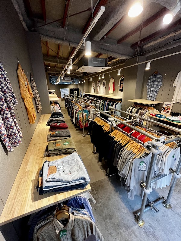 古着屋 PEG - Vintage Shop in Kita | Tokyo Chuko